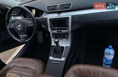 Универсал Volkswagen Passat 2011 в Каменец-Подольском