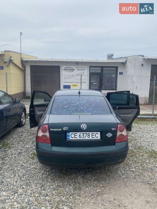Седан Volkswagen Passat 2002 в Чернівцях