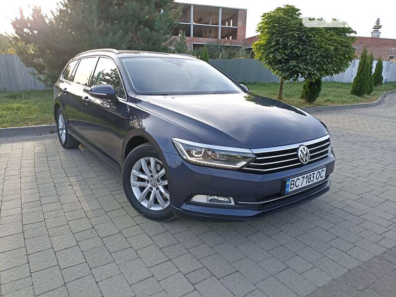 Універсал Volkswagen Passat 2017 в Львові