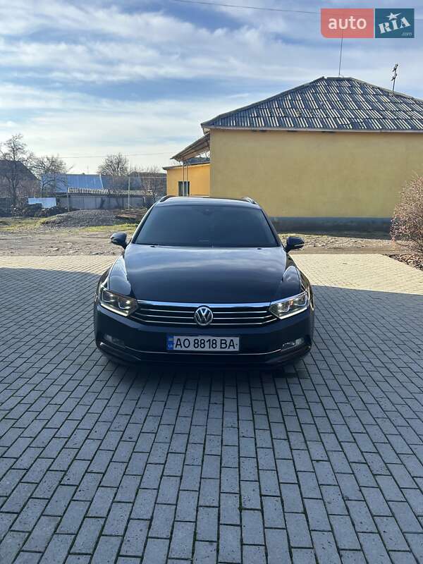 Универсал Volkswagen Passat 2016 в Мукачево