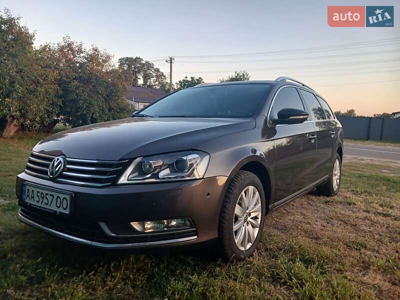 Универсал Volkswagen Passat 2014 в Киеве Универсал Volkswagen Passat 2014 в Киеве