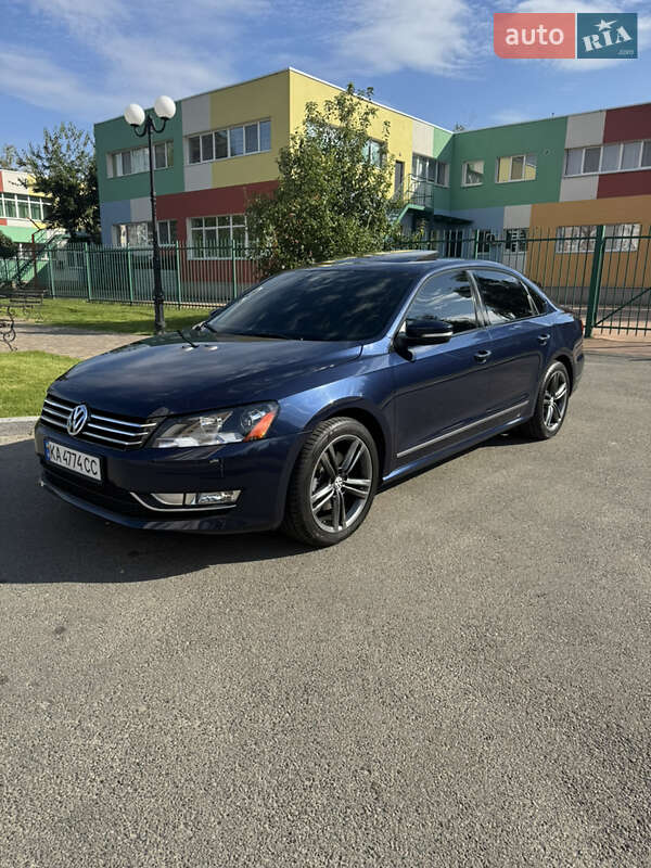 Седан Volkswagen Passat 2012 в Вишневом