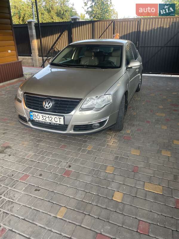 Седан Volkswagen Passat 2006 в Южноукраинске Седан Volkswagen Passat 2006 в Южноукраинске