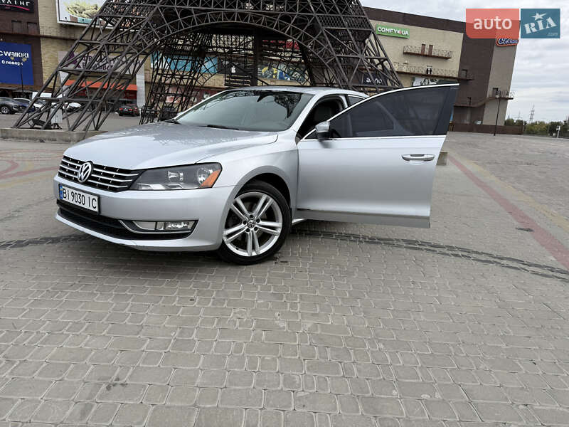 Седан Volkswagen Passat 2013 в Харькове