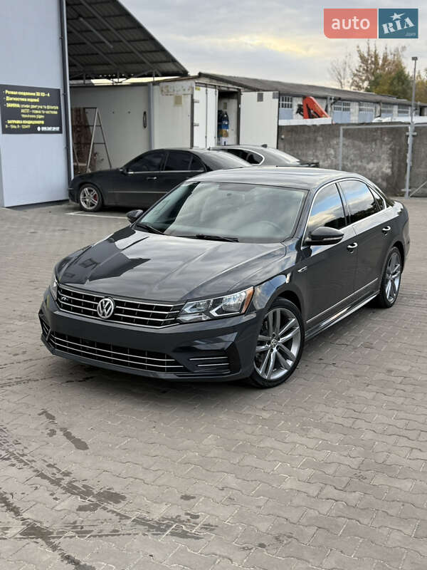 Седан Volkswagen Passat 2017 в Луцке Седан Volkswagen Passat 2017 в Луцке