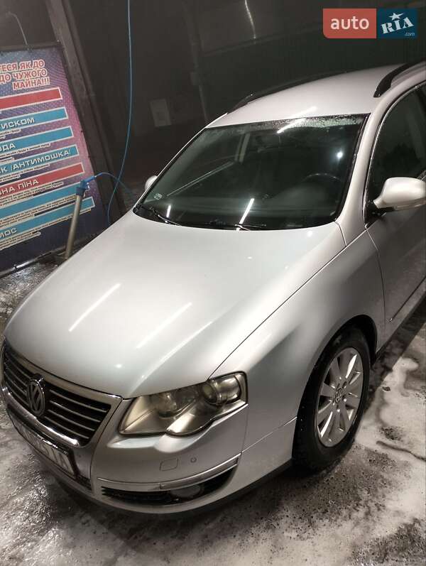 Универсал Volkswagen Passat 2009 в Костополе