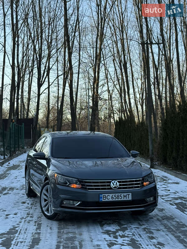 Седан Volkswagen Passat 2016 в Трускавце