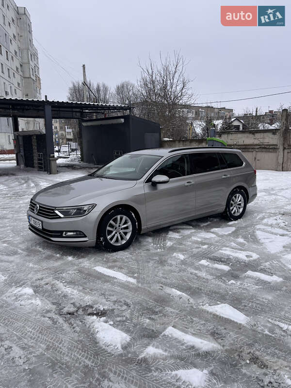 Универсал Volkswagen Passat 2015 в Калуше