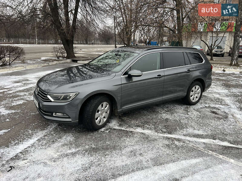 Универсал Volkswagen Passat 2015 в Черкассах