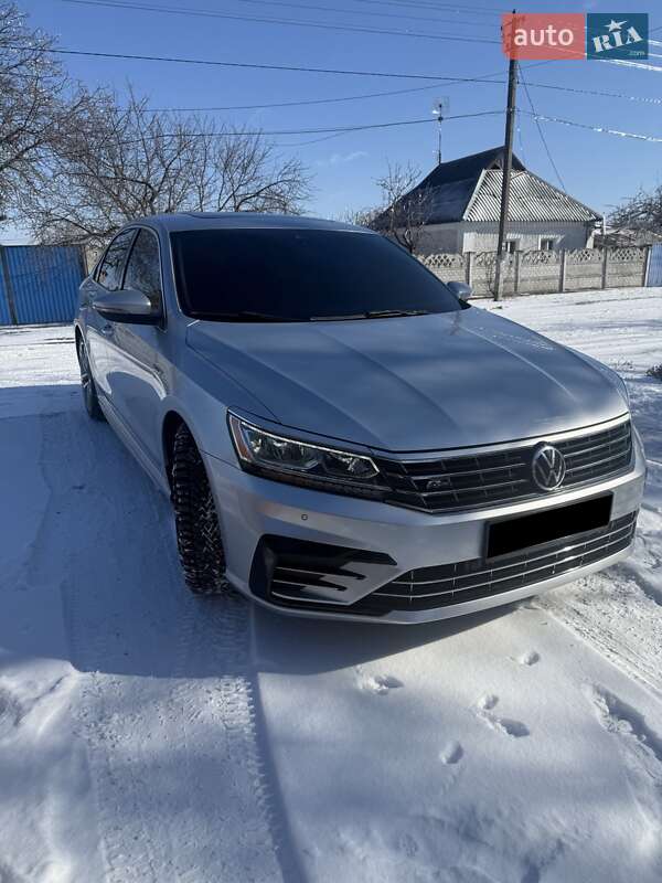 Седан Volkswagen Passat 2016 в Кривом Роге Седан Volkswagen Passat 2016 в Кривом Роге