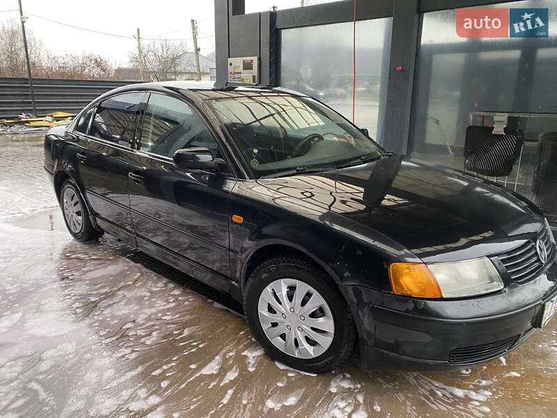 Седан Volkswagen Passat 1997 в Берегово Седан Volkswagen Passat 1997 в Берегово