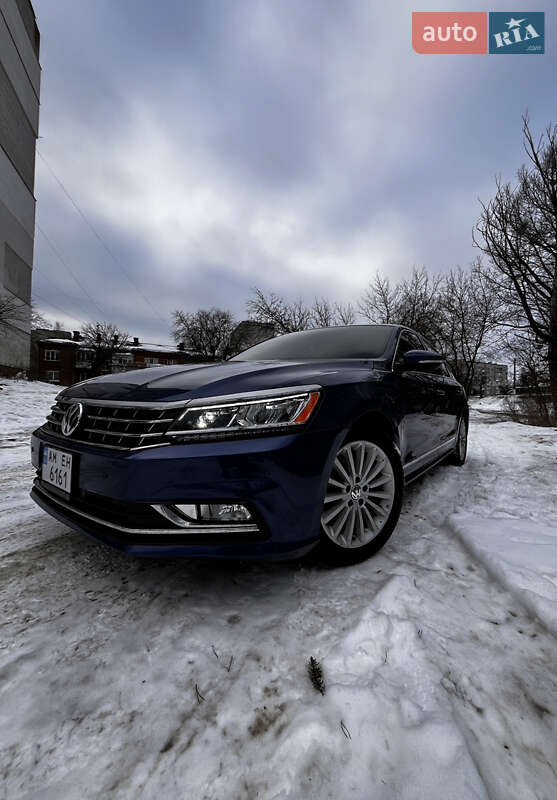 Седан Volkswagen Passat 2017 в Житомирі
