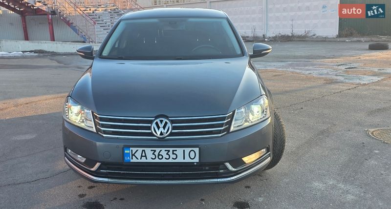 Седан Volkswagen Passat 2012 в Києві Седан Volkswagen Passat 2012 в Києві