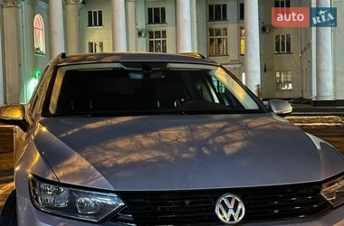 Універсал Volkswagen Passat 2015 в Хмельницькому Універсал Volkswagen Passat 2015 в Хмельницькому