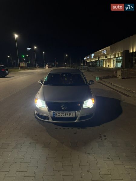 Седан Volkswagen Passat 2006 в Львове