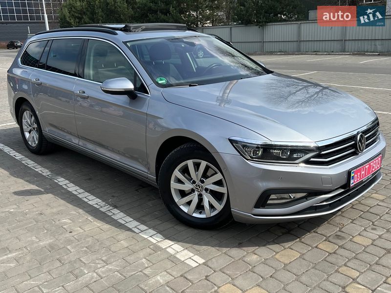 Универсал Volkswagen Passat 2022 в Луцке