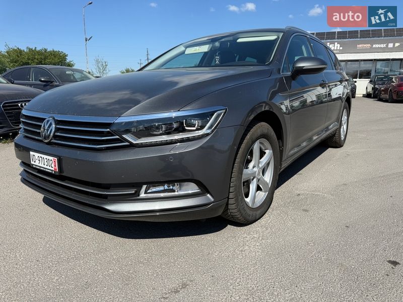 Універсал Volkswagen Passat 2016 в Ужгороді