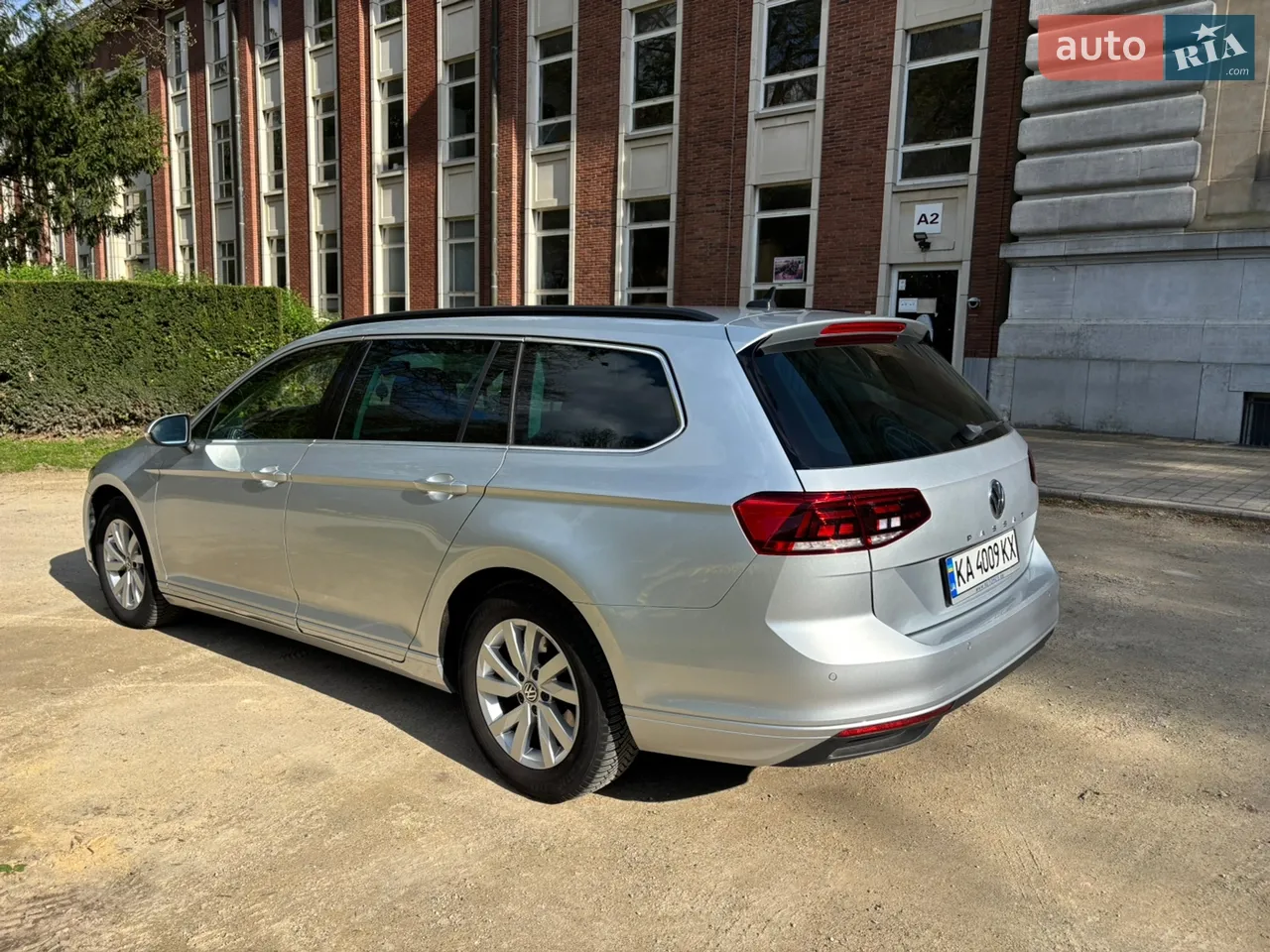 Volkswagen Passat 2019 photo 2