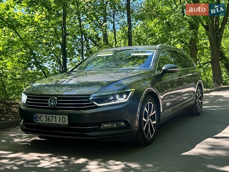 Универсал Volkswagen Passat 2017 в Львове