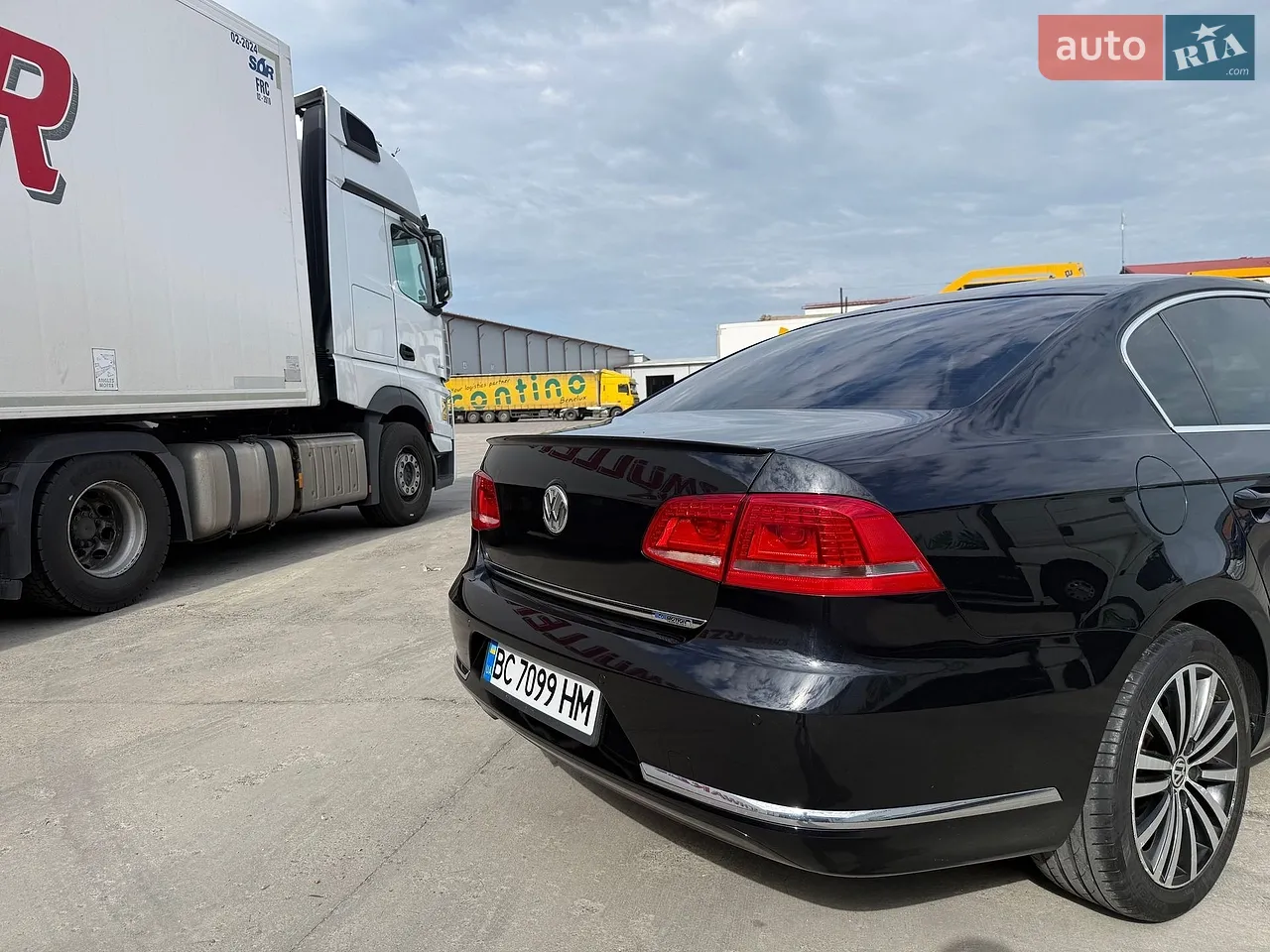 Volkswagen Passat 2013 photo 5