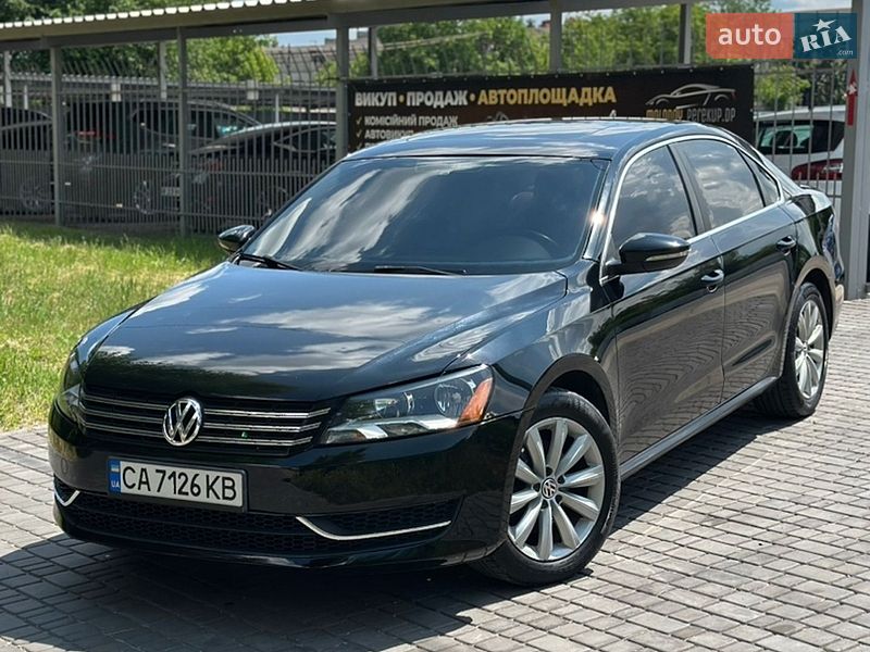 Седан Volkswagen Passat 2011 в Кам'янському