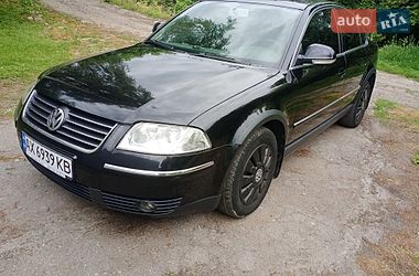 Седан Volkswagen Passat 2005 в Высоком
