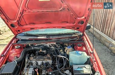 Седан Volkswagen Passat 1991 в Андреевке