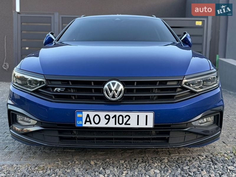 Универсал Volkswagen Passat 2020 в Ужгороде
