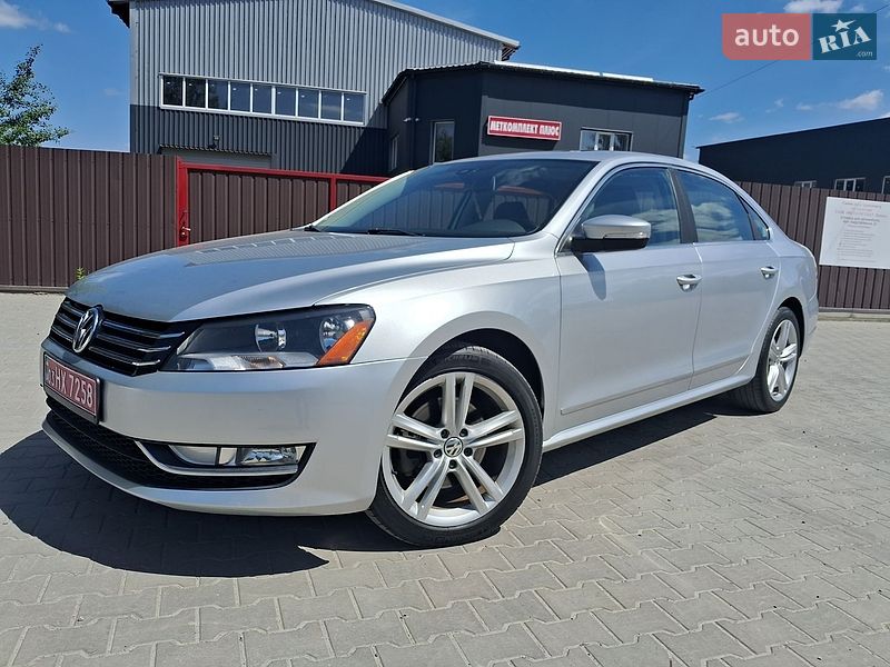 Седан Volkswagen Passat 2014 в Луцке