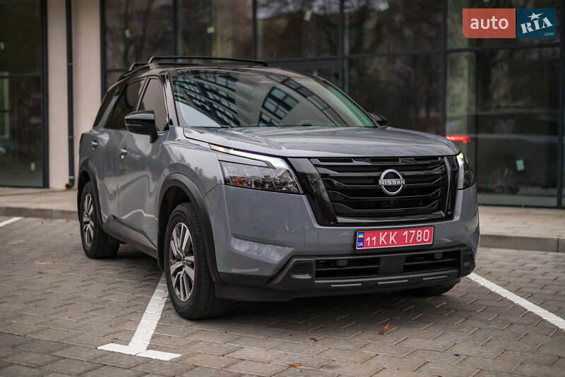 Внедорожник / Кроссовер Nissan Pathfinder 2022 в Ровно