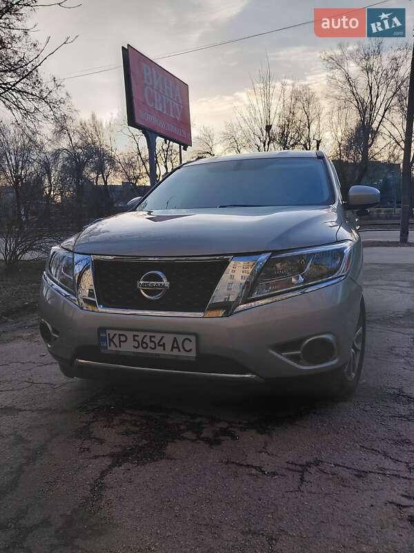 Внедорожник / Кроссовер Nissan Pathfinder 2014 в Запорожье Внедорожник / Кроссовер Nissan Pathfinder 2014 в Запорожье