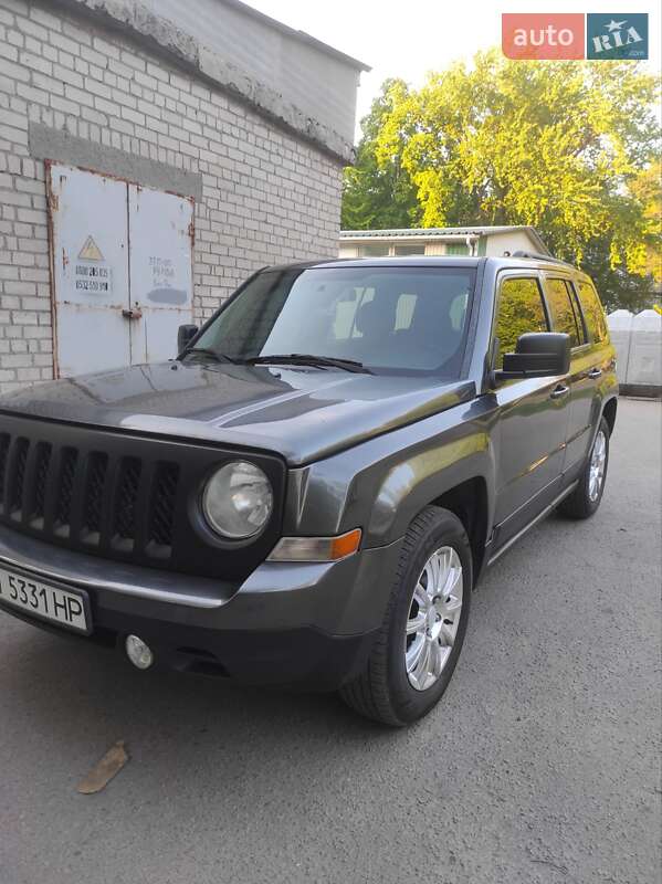 Внедорожник / Кроссовер Jeep Patriot 2014 в Кременчуге Внедорожник / Кроссовер Jeep Patriot 2014 в Кременчуге
