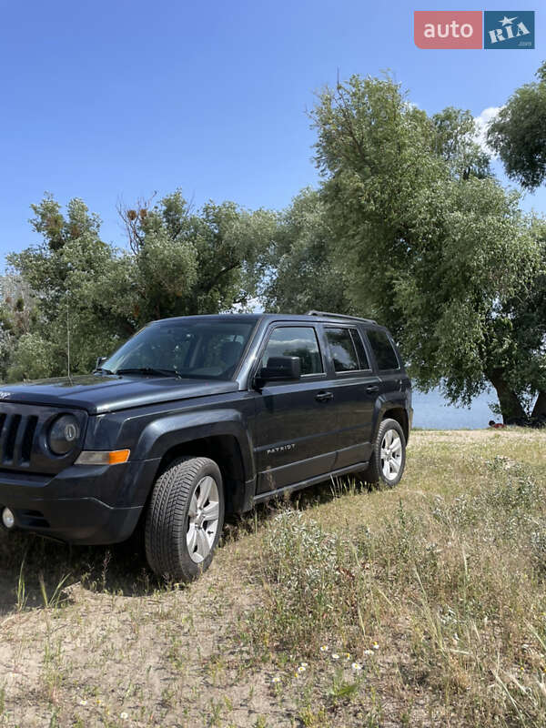 Внедорожник / Кроссовер Jeep Patriot 2013 в Харькове