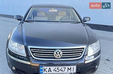 Седан Volkswagen Phaeton 2004 в Бориславі