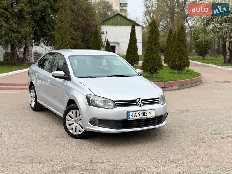 Седан Volkswagen Polo 2012 в Києві
