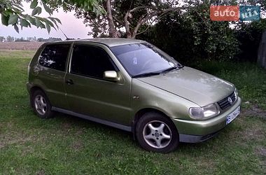 Хетчбек Volkswagen Polo 1995 в Диканьці