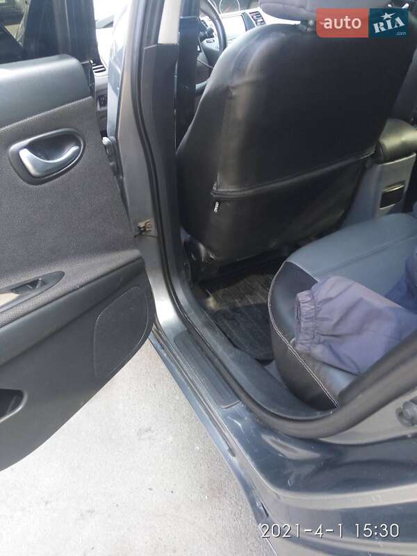 Седан Nissan Primera 2002 в Фастове