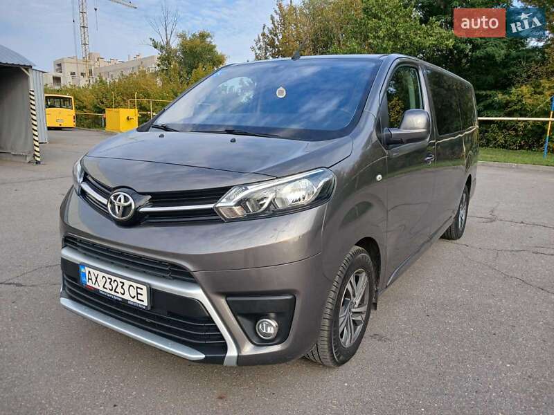 Минивэн Toyota Proace 2019 в Каменец-Подольском