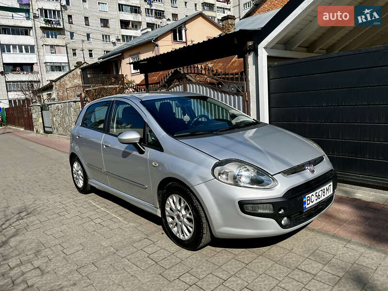 Хэтчбек Fiat Punto Evo 2010 в Львове