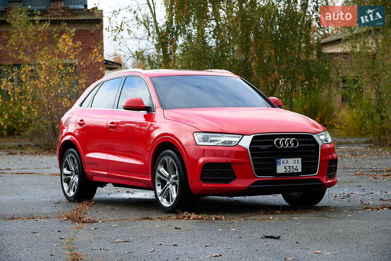 Внедорожник / Кроссовер Audi Q3 2015 в Киеве