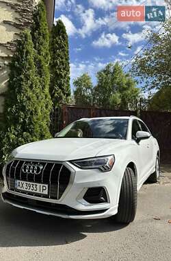 Внедорожник / Кроссовер Audi Q3 2019 в Харькове