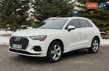 Внедорожник / Кроссовер Audi Q3 2019 в Одессе