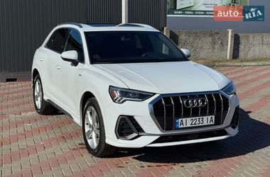 Внедорожник / Кроссовер Audi Q3 2021 в Киеве
