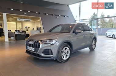 Внедорожник / Кроссовер Audi Q3 2024 в Львове