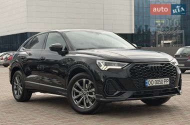 Внедорожник / Кроссовер Audi Q3 2025 в Одессе