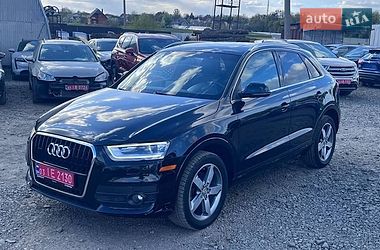 Внедорожник / Кроссовер Audi Q3 2015 в Луцке