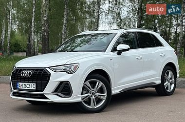 Позашляховик / Кросовер Audi Q3 2023 в Києві Позашляховик / Кросовер Audi Q3 2023 в Києві