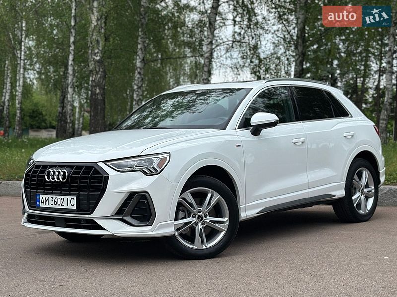 Внедорожник / Кроссовер Audi Q3 2023 в Киеве