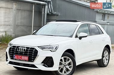Позашляховик / Кросовер Audi Q3 2021 в Ковелі