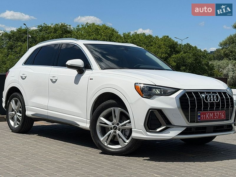 Внедорожник / Кроссовер Audi Q3 2021 в Каменском